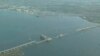 선박 충돌 이후 붕괴된 미국 메릴랜드주 볼티모어 '프랜시스 스콧 키 브리지'를 26일 공중 촬영한 장면. (WJLA)