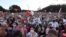 На митинге в поддержку кандидата в президенты Беларуси Светланы Тихановской в Минске. 30 июля 2020.