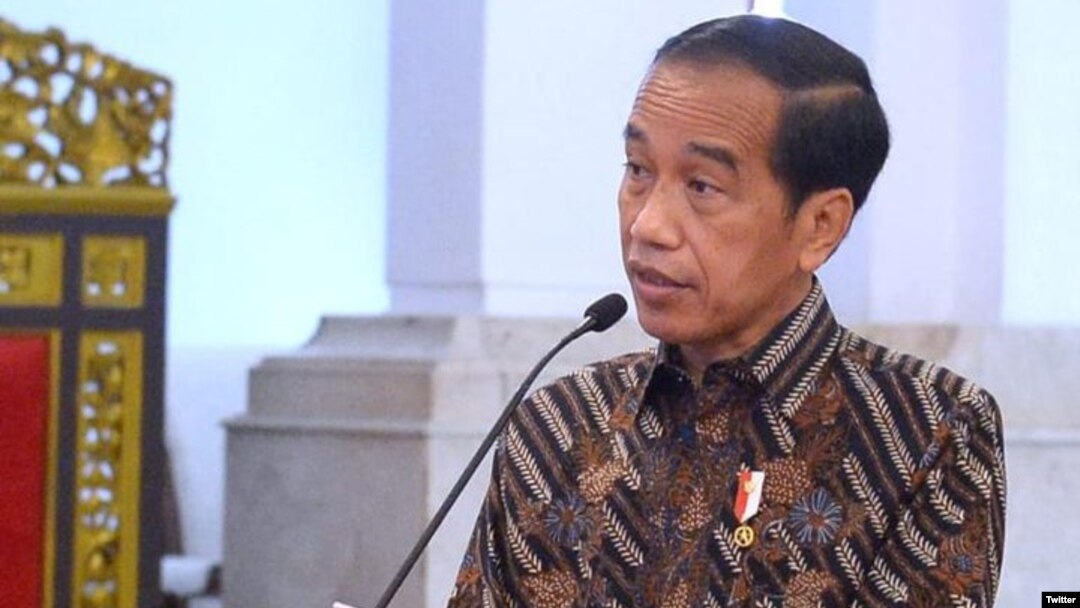 Presiden Jokowi mendorong OJK menjaga dan mengawal perkembangan digitalisasi keuangan. (Twitter/@jokowi)