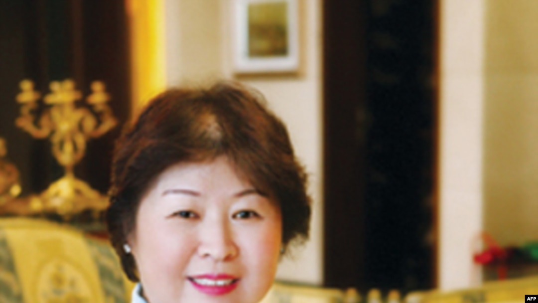 Bà Trương Anh, 53 tuổi, làm chủ một công ty tái chế giấy, được xếp hạng là phụ nữ tự lập giàu nhất thế giới
