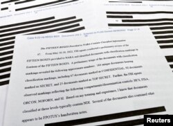 미 연방수사국(FBI)의 도널드 트럼프 전 대통령 자택에 대한 압수 수색 선서 진술서에 일급 비밀을 포함한 기밀 문서가 마라라고에 있음이 적시돼 있다. (자료사진)