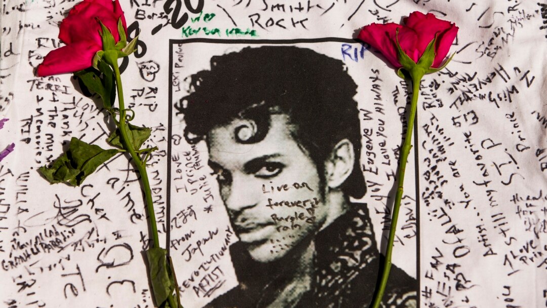 Prince Singer Origin Remembering The Legendary Style Icon And Musician Prince