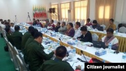 မြန်မာငြိမ်းချမ်းရေးစင်တာနဲ့ NCCT တို့ အကြို ညှိနှိုင်းတွေ့ဆုံဆွေးနွေးနေစဉ် (ဓာတ်ပုံ - ဦးလှမောင်ရွှေ)