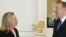 Xillari Klinton prezident Ilhom Aliyev bilan suhbatda inson huquqlariga hurmat masalasini ham ko'tardi