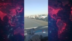 صف طولانی خودروها برای دریافت بنزین در مشهد
