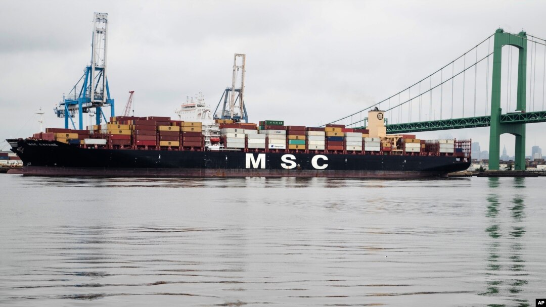 Tàu MSC Gayane đậu tại cảng Packer Marine Terminal ở Philadelphia hôm 19/6. Quan chức Mỹ thu giữ cocaine trị giá hơn 1 tỷ USC từ 7 container chất trên tàu này.