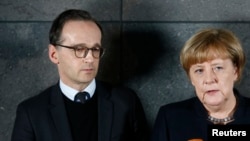 Almanya Dışişleri Bakanı Heiko Maas ve Başbakan Angela Merkel