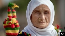 Dayikeke Aştî li ser sînor piştgirî dide Kurdên Kobanê Mijdar 3, 2014