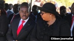 Umkhokheli webandla le MDC-T Thokozani Khupe lomkhokheli we MDC Alliance uMnu.Nelson Chamisa