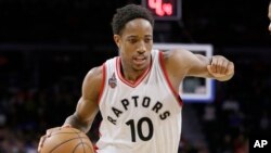 DeMar DeRozan des Toronto Raptors lors du match contre les Pistons de Détroit, Auburn Hills, Michigan, le 28 février 2016.