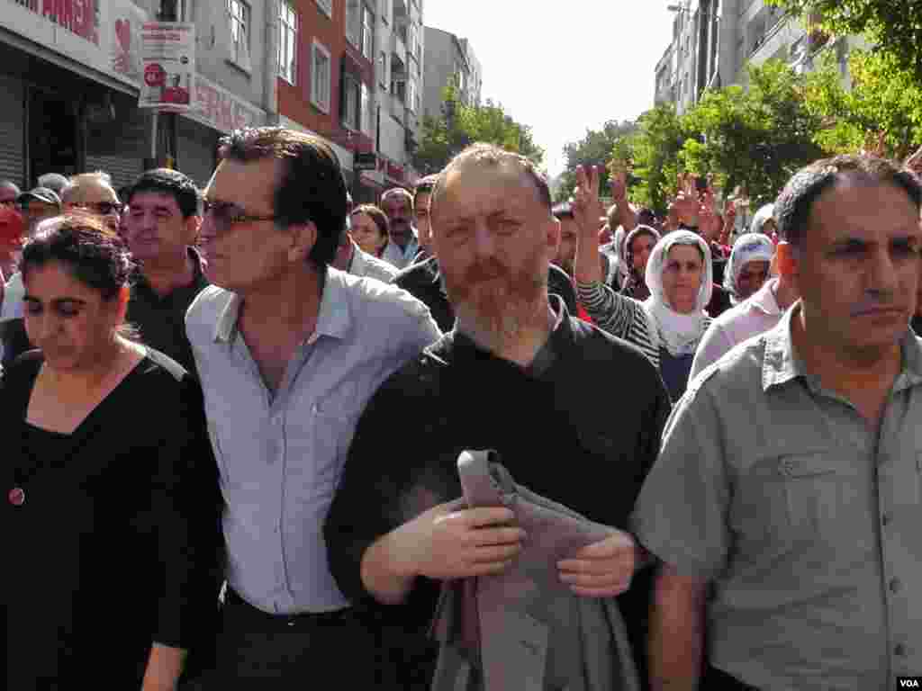 Merasîma Oxirkirina Qurbanîyên Êrîşa Pirsûsê