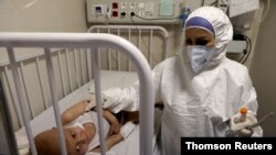 صحت آمار اعلام شده توسط جمهوری اسلامی همچون آمارهای چین و روسیه به شدت مورد تردید است