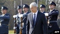 Tadiç kërkon ndjesë për viktimat e masakrës së Vukovarit