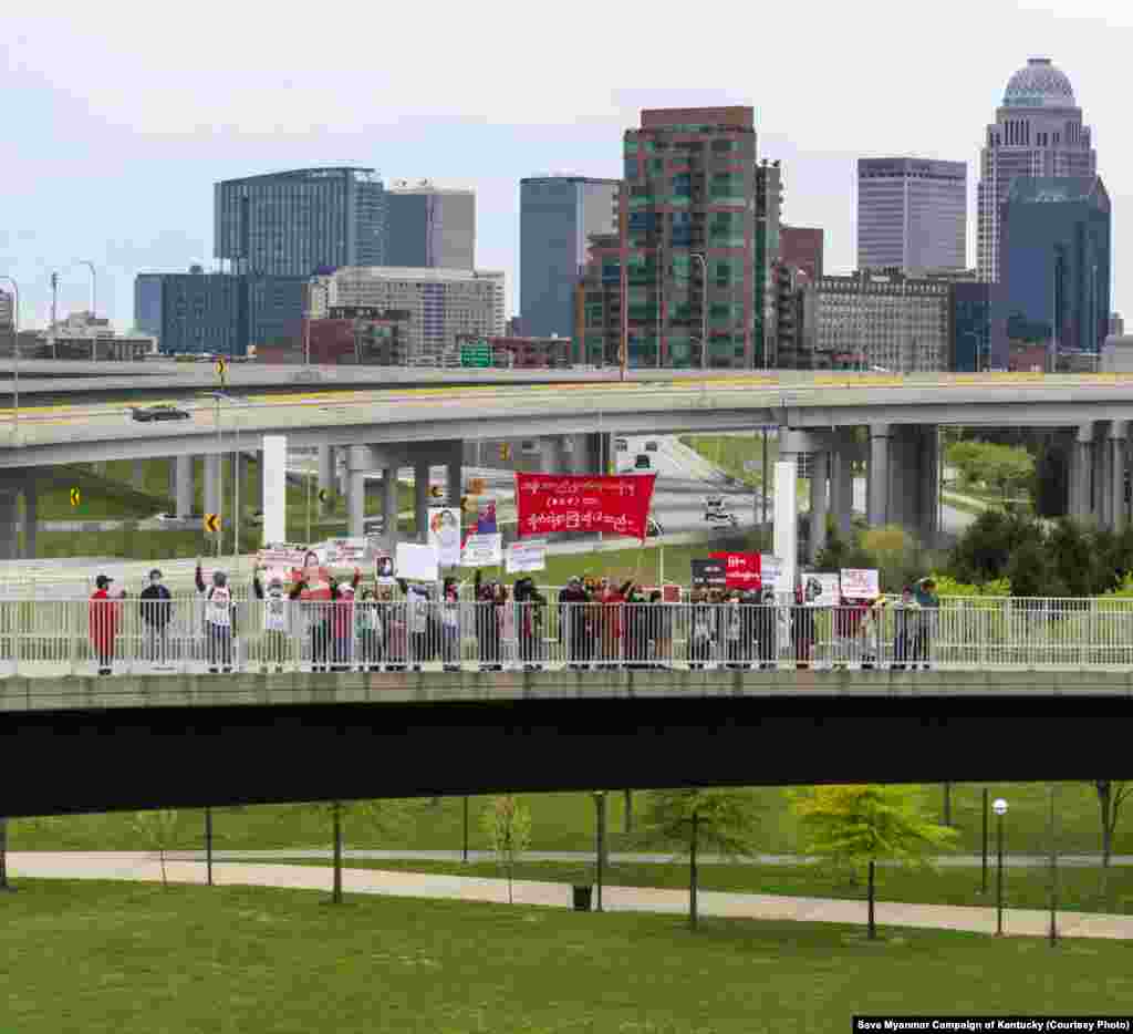 အမေရိကန်ပြည်ထောင်စု ကန်တပ်ကီပြည်နယ်က မြန်မာ့အရေးဆန္ဒပြပွဲ။ (ဧပြီ ၁၇၊ ၂၀၂၁။ ဓာတ်ပုံ - Save Myanmar Campaign of Kentucky)