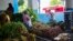 People buy local vegetables at a food shop in Havana, Cuba, Nov. 8, 2018. Entrepreneurs from the United States’ agricultural sector have arrived in Cuba to promote business between the two countries.