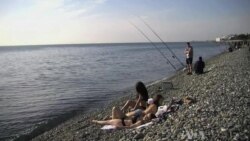 Sun-Soaked Shores of Sochi Provide Respite From Games