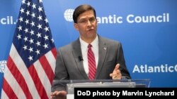 마크 에스퍼 미국 국방장관이 20일 워싱턴 민간단체 애틀랜틱카운슬이 주최한 '미국 안보와 동맹의 역할' 토론회에서 기조연설을 했다.