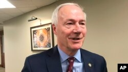 Mantan Gubernur Arkansas Asa Hutchinson (foto: dok). 