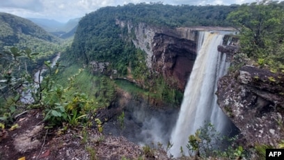 Leaders of Guyana and Venezuela to meet this week as region worries over  their territorial dispute –