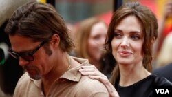 Angelina Jolie y Brad Pitt tiene seis hijos, tres de los cuales fueron adoptados en países como Camboya, Vietnam y Etiopía.