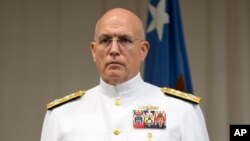 "Aunque no hay acuerdo en los diferentes países y sus jefes de seguridad respecto a si tienen o no un problema de terrorismo hay criterio general de que la radicalización es un problema", dijo el almirante Tidd.