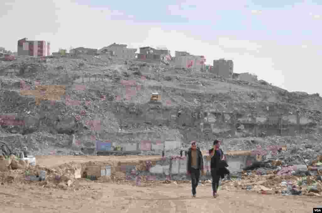 Bajarê Şirnex ya wêranbûyî