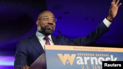 Demokrat Partili Raphael Warnock