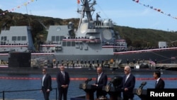 澳英美三国领导人2023年3月13日在美国圣迭戈海军基地宣布共同打造核动力潜舰的细节。（路透社）