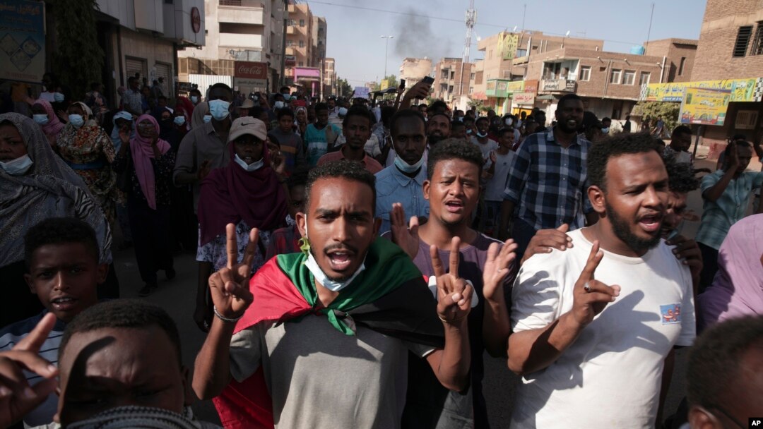 Abanyesudani biyamiriza ubutegetsi bwa gisirikare