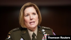 Teniente General del Ejército de Estados Unidos, Laura J. Richardson, en una audiencia de confrimación ante el Senado el 3 de agosto de 2021.