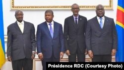 (G ti D) Ba présidents Yoweri Museveni ya Ouganda, Joao Lourenço ya Angola, Paul Kagame ya Rwanda mpe Felix Tshisekedi ya RDC, na bokutani na Luanda, Angola, 12 juillet 2019. (Présidence ya RDC)