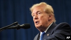 Президент США Дональд Трамп выступает в Хьюстоне 28 августа (Фото: AP Photo/Mark Schiefelbein)