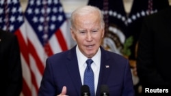 El presidente Joe Biden habla sobre el "apoyo continuo a Ucrania", en la Sala Roosevelt de la Casa Blanca en Washington, EEUU, el 25 de enero de 2023. REUTERS/Evelyn Hockstein