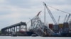 Continúan los trabajos para remover los restos del colapsado Puente Francis Scott Key en Baltimore, Maryland, el 25 de abril de 2024.