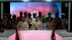  À Votre Avis: quand les militaires s'emparent du pouvoir