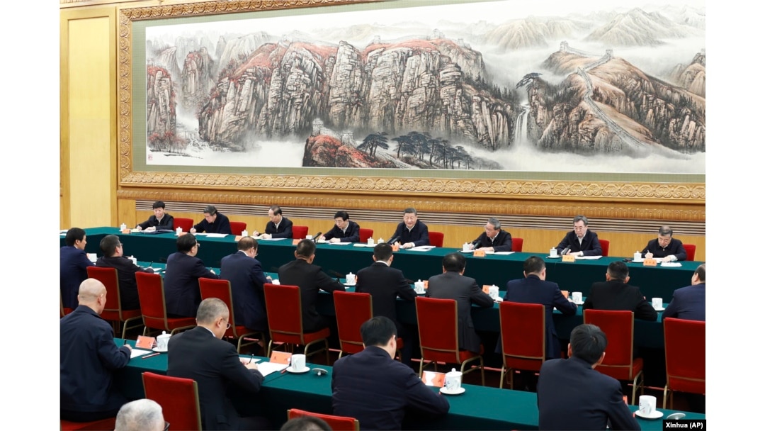 2025年2月17日，中国国家主席习近平在北京出席民营企业座谈会。