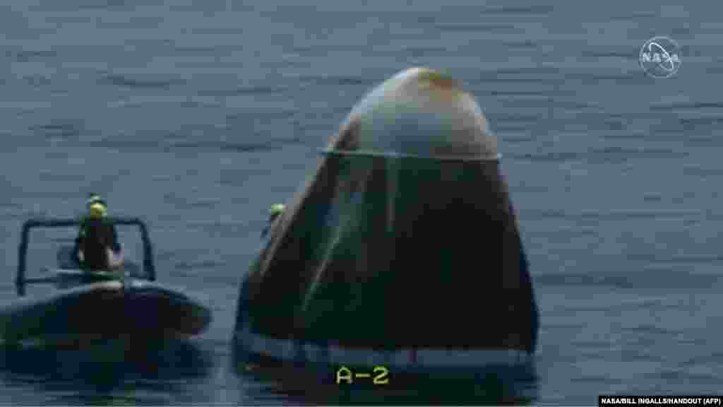 اسپیس ایکس کمپنی اپنا اگلا راکٹ ستمبر کے آخر میں بھیجنے کی منصوبہ بندی کر رہی ہے جس کے ذریعے چار خلاباز انٹرنیشنل اسپیس سینٹر بھیجے جائیں گے جو وہاں چھ مہینے تک قیام کریں گے۔ 