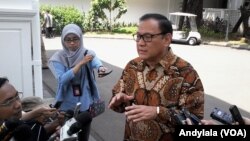 Gubernur Bank Indonesia Agus Martowardojo di komplek Istana Kepresidenan (27/8). (VOA/Andylala)