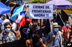 Marcha contra la migración ilegal en Iquique, Chile, el domingo 30 de enero de 2022.