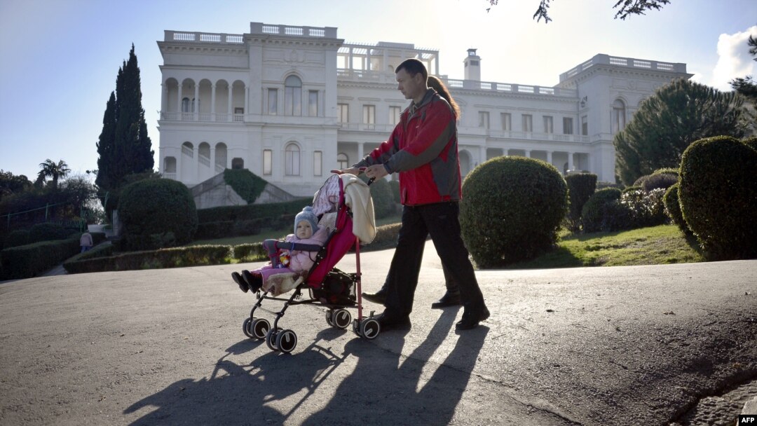 Yalta shahridagi tarixiy Livadiya saroyi, 5-mart, 2014-yil.