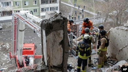 Zelenskyy Kecam Serangan Rusia yang Tewaskan 9 Orang