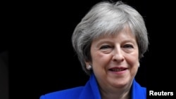Inhloko kahulumende wele Bhilitane, Unkosikazi Theresa May.