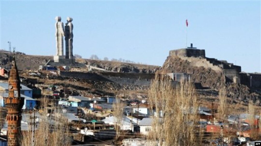 «Wall Street Journal». ««Մարդկության հուշարձանը» դարձել է ազատ խոսքի խորհրդանիշ»