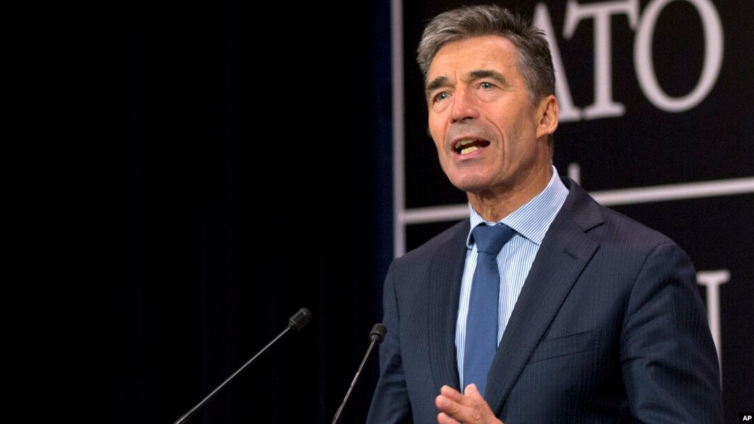 Sekjen NATO Anders Fogh Rasmussen memberikan keterangan kepada media di Brussels, Belgia (foto: dok). 