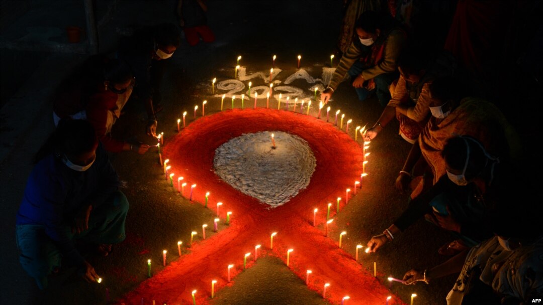 Kelompok rentan, seperti waria dan orang dengan HIV/AIDS (ODHA) kadang membutuhkan pendekatan berbeda ketika mengakses layanan kesehatan, sebagai ilustrasi. (Foto: AFP)