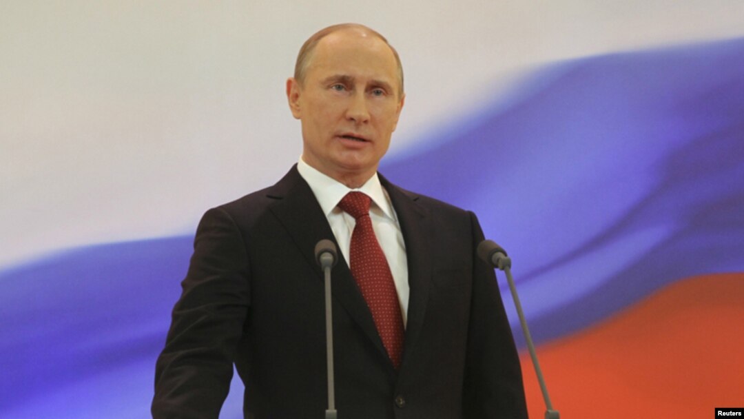 La decisión del presidente Vladimir Putin se suma a otras medidas de su gobierno para limitar la labor de activistas prodemocráticos.