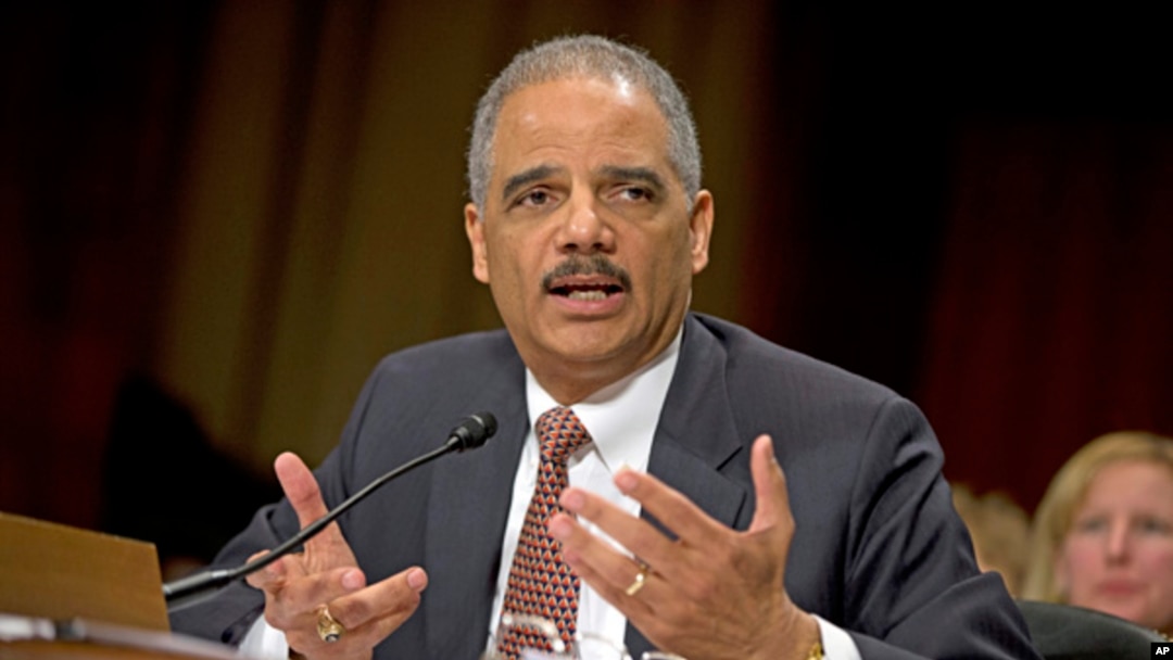 Attorney General Eric Holder testifies on Capitol Hill in Washington before the Senate Judiciary Committee, March 6, 2013.