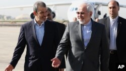 Iranski ministar spoljnih poslova, Mohamed Džavad Zarif po dolasku na aerodrom u Bagdadu, 24. avgust 2014.
