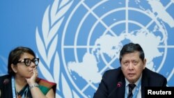 마루즈끼 다루스만 유엔 국제미얀마인권조사단장(오른쪽)이 17일 스위스 제네바에서 열린 유엔 인권이사회 총회에서 미얀마 군부에게 로힝야족 학살의 책임을 물어야 한다고 주장했다.