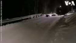 ԱՌԱՆՑ ՄԵԿՆԱԲԱՆՈՒԹՅԱՆ. Այս ոստիկանները վահաններն օգտագործում են սահելու համար